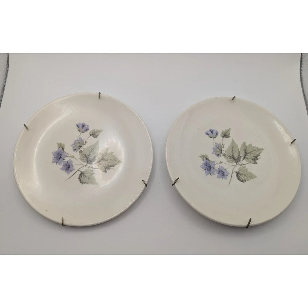 Edwin Knowles Milano Vintage‎ Purple Floral Plates Set of 2 with Hangers 6.25in
